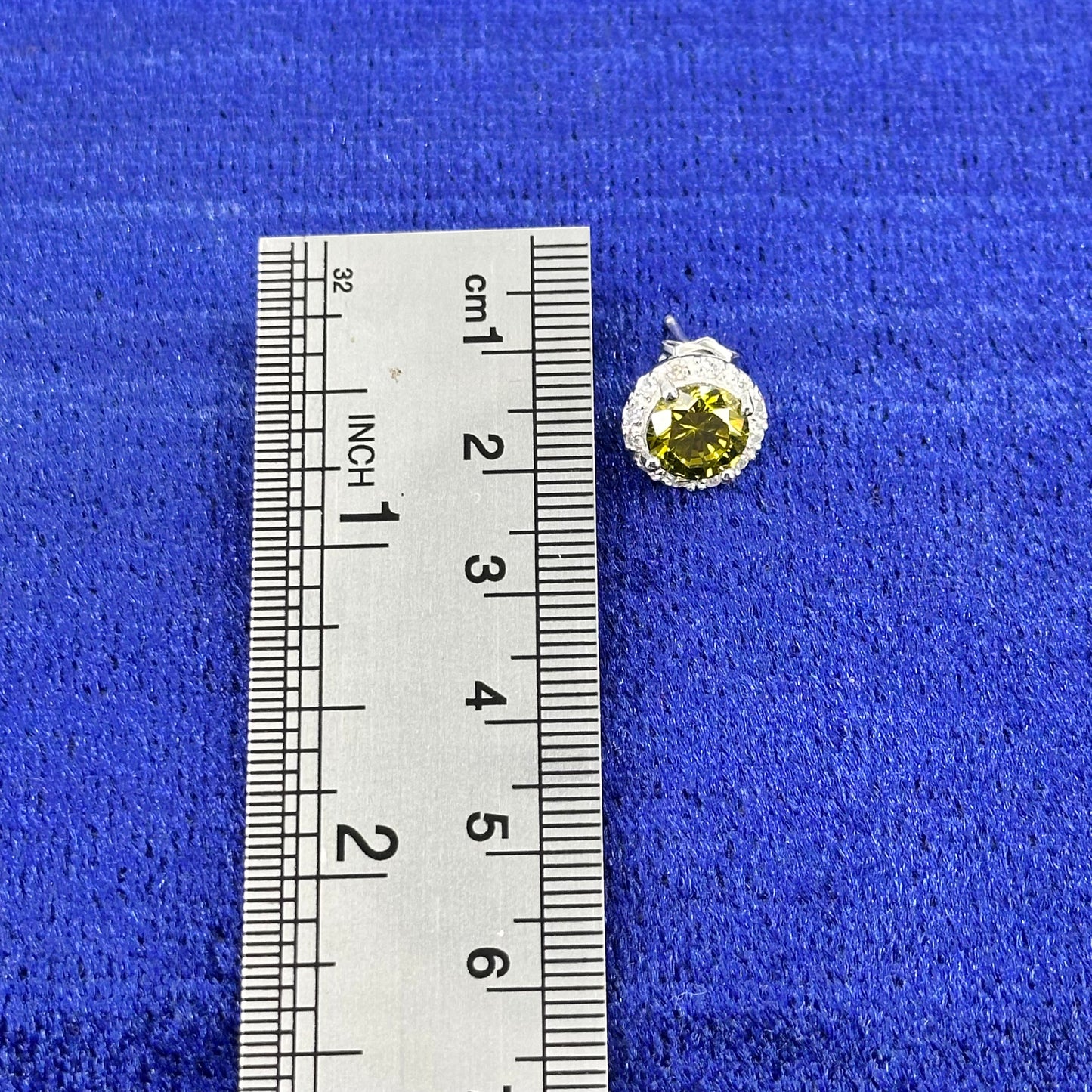 925 Ayar Gümüş Peridot Taşlı Küpe