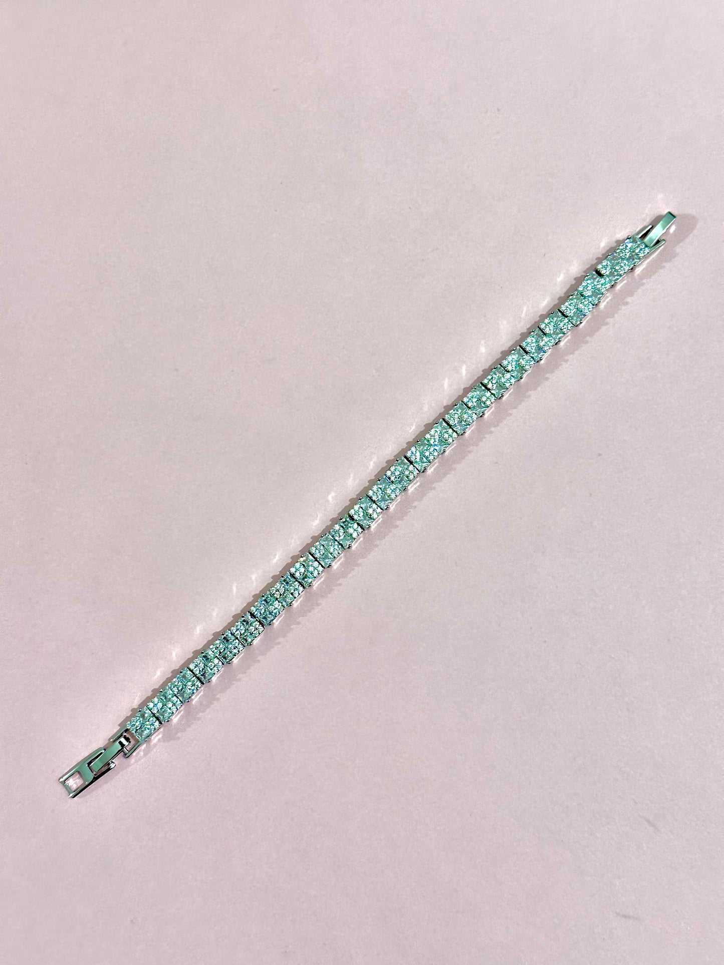 Kübik Kesim Swarovski Bilezik Küpe Seti