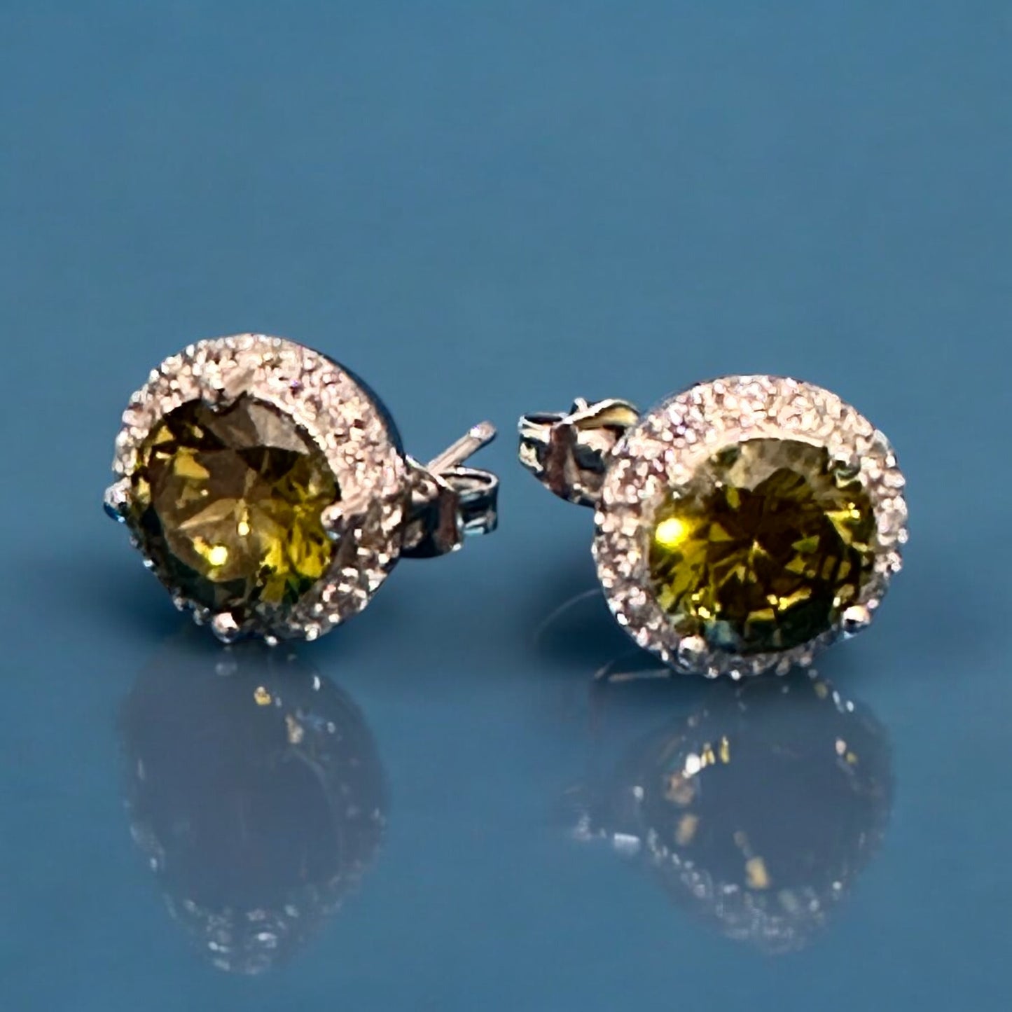925 Ayar Gümüş Peridot Taşlı Küpe