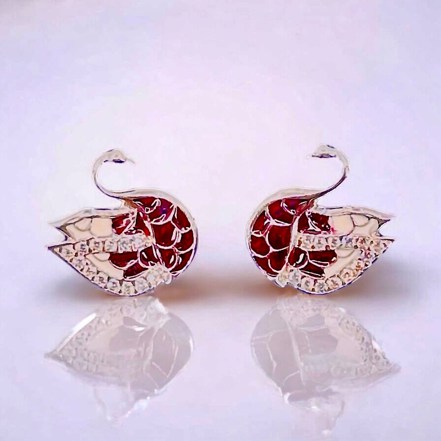 925 Ayar Gümüş Bordo Kuğu Küpe