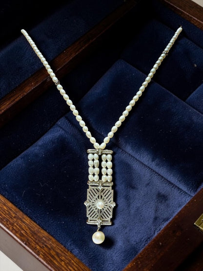 Diamond Pearl Necklace