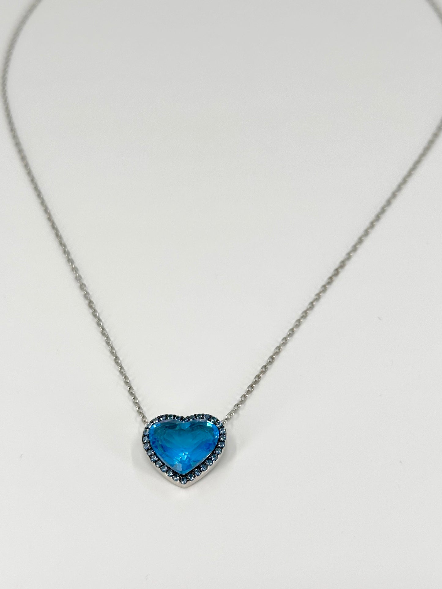 Okyanusun Kalbi Kolye