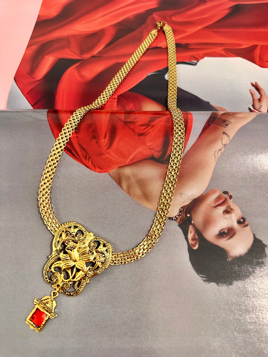 Kırmızı Antik Kolye