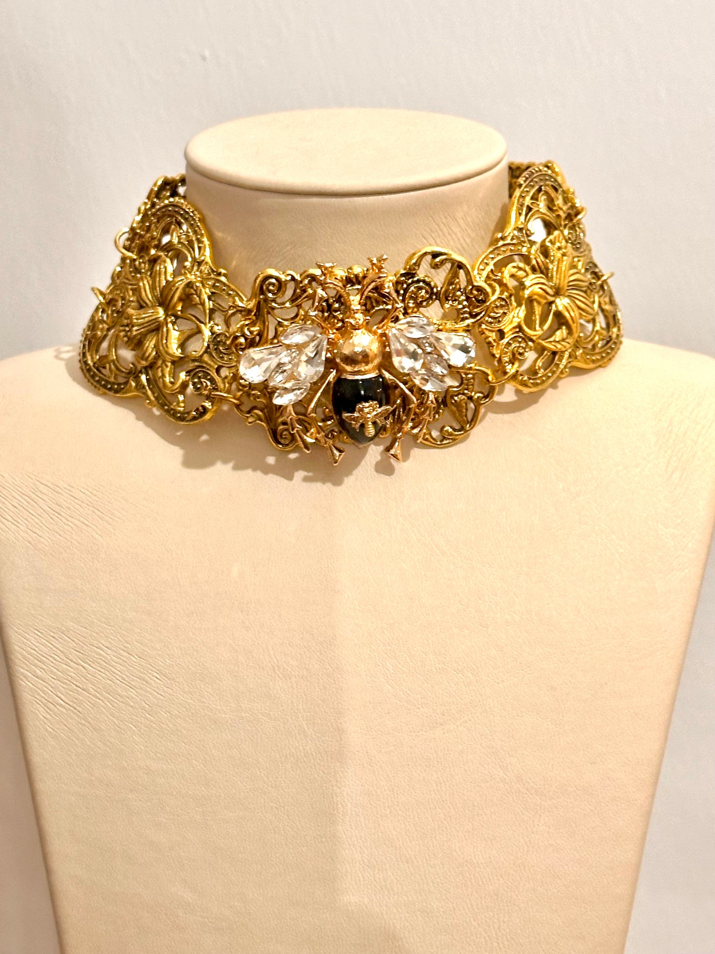 Antik Gold Choker Kolye