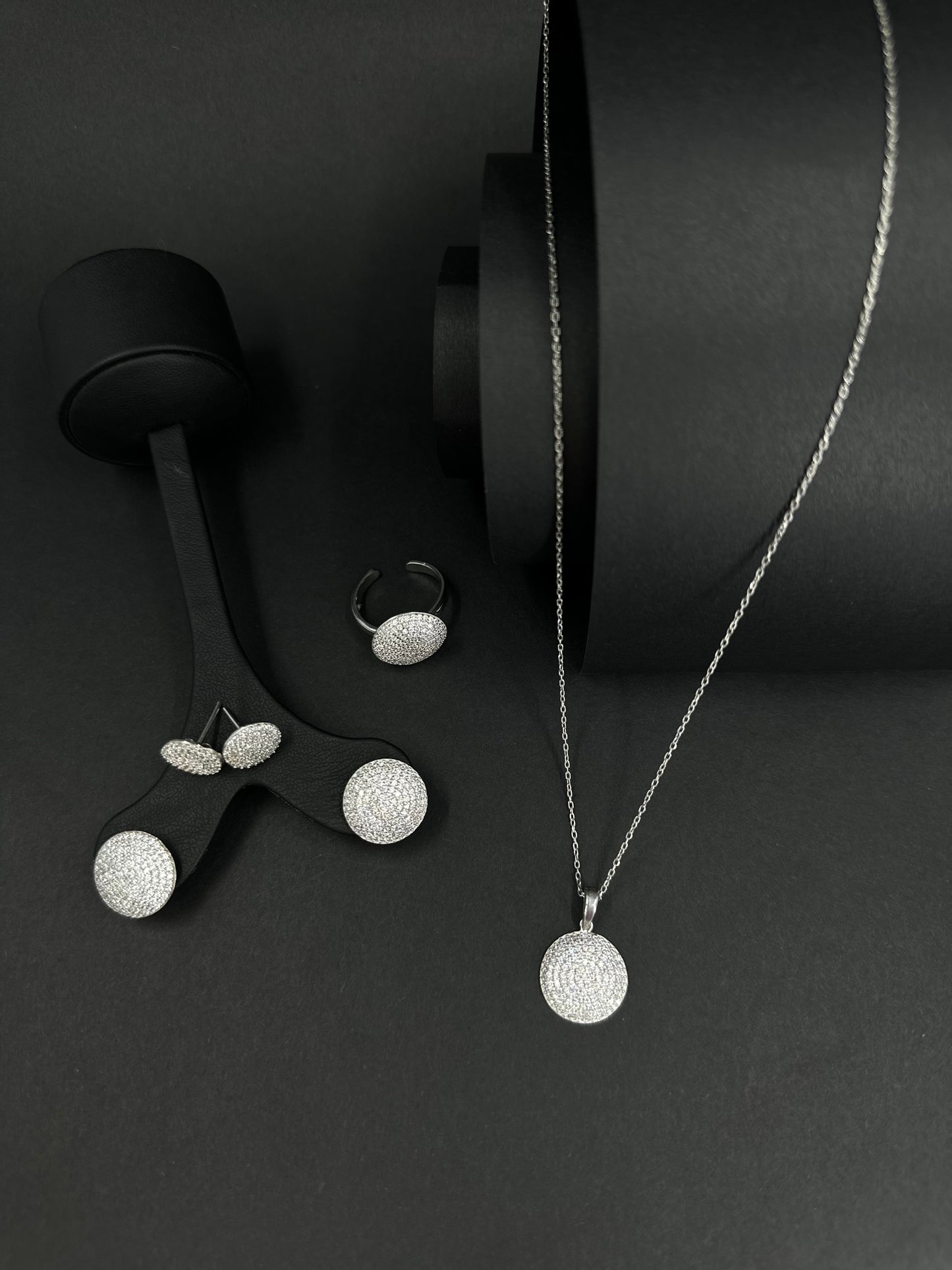 925 Ayar Gümüş Zirkon Taşlı Daire Set