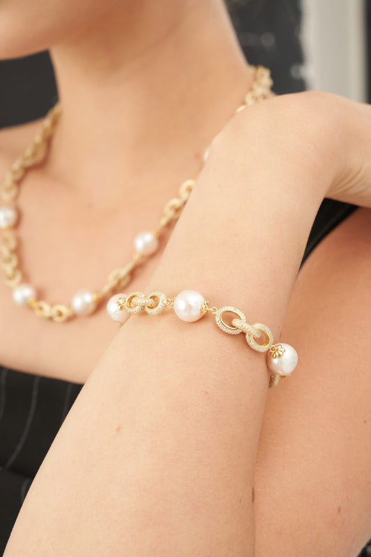 Gold Chain Pearl Bracelet