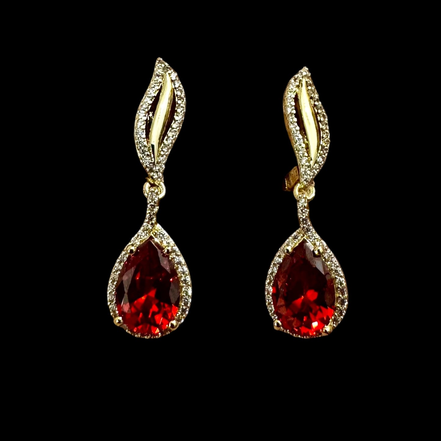 Halef Yıldız Kırmızı Küpe