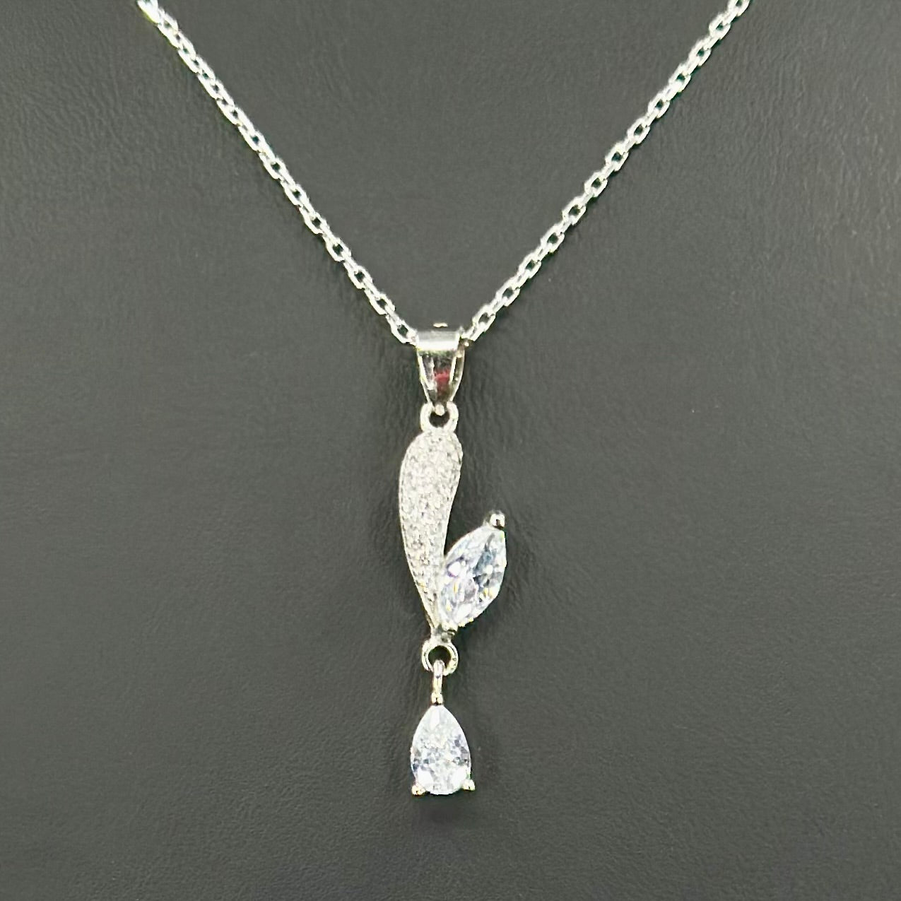 Silver Teardrop Necklace