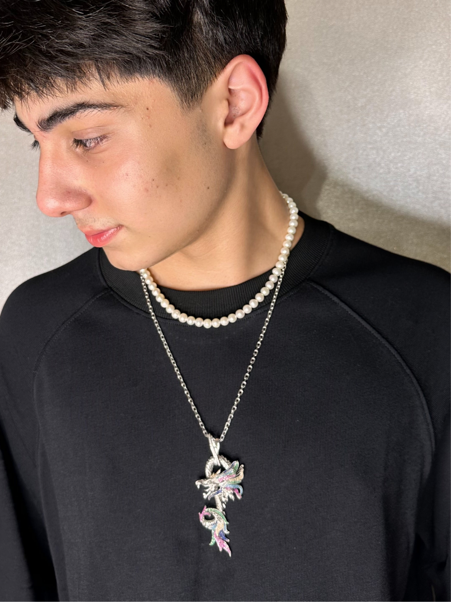 Erkekler için İnci Kolye ve Gümüş Dragon Kolye Mücevher Kombini
