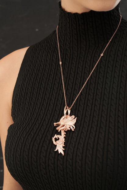 Beyaz Taşlı Rose Dragon Kolye