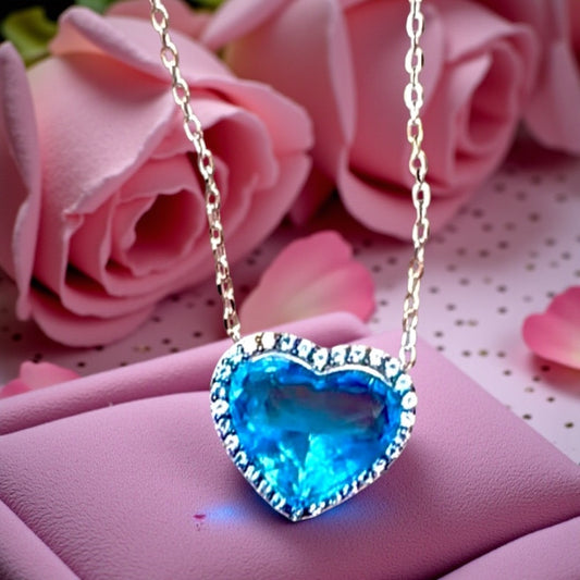 Derin Aşk Kalp Kolye