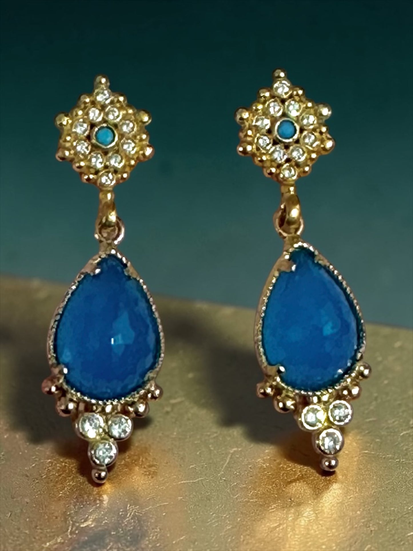 Mavi Yıldız Işıltısı Küpe