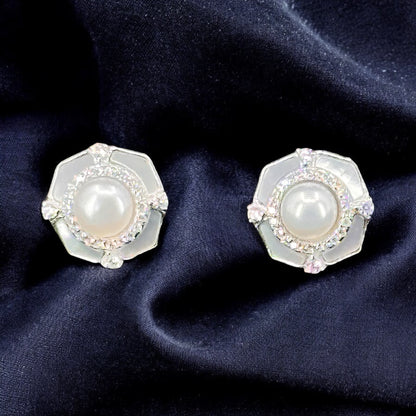 Silver Pearl Earrings