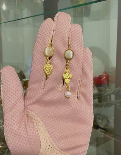Halef Yildiz Heart Earrings with Pearl